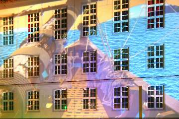 RE leuchtet 2012-23
